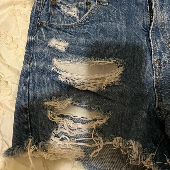 American Eagle Shorts - Picture 4 of 6